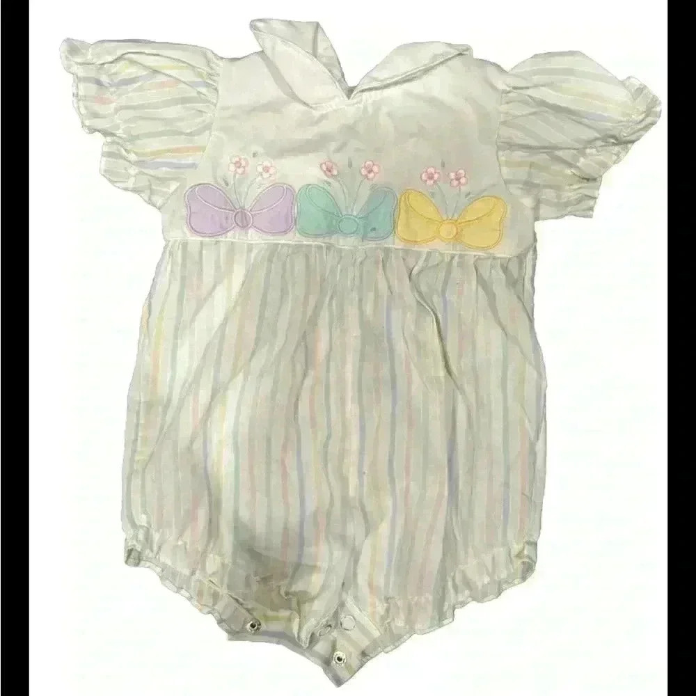 Vintage 3/6 months Baby Outfit Embroidered Bows Flowers 90s/80s
